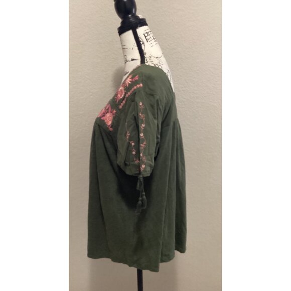 Time and Tru Green Boho Square Neck Embroidered Top W/Pink Floral Details - Picture 4 of 6